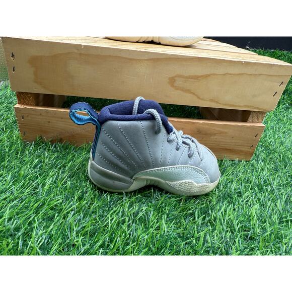 Nike - Jordan- Baby Sneakers-Gray/Blue-Size 4C - Picture 4 of 10